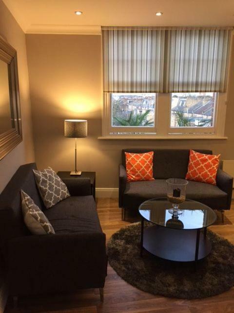 Stunning 2 Bed Flat Shepherds Bush Apartamento Londres Exterior foto