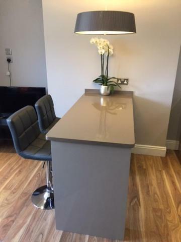Stunning 2 Bed Flat Shepherds Bush Apartamento Londres Exterior foto